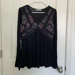 Maurices Black Floral Embroidered V-Neck Long Sleeve Blouse